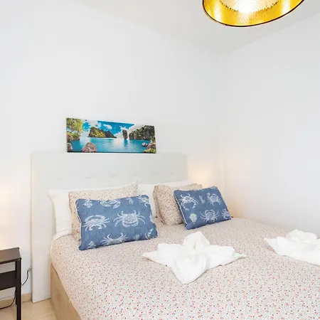 Live By El Retiro Apartman *