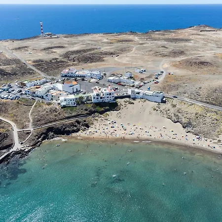 Live By El Retiro Apartman